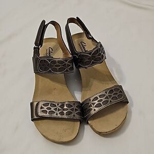 Clarks Comfort Bendable Sandel 7M